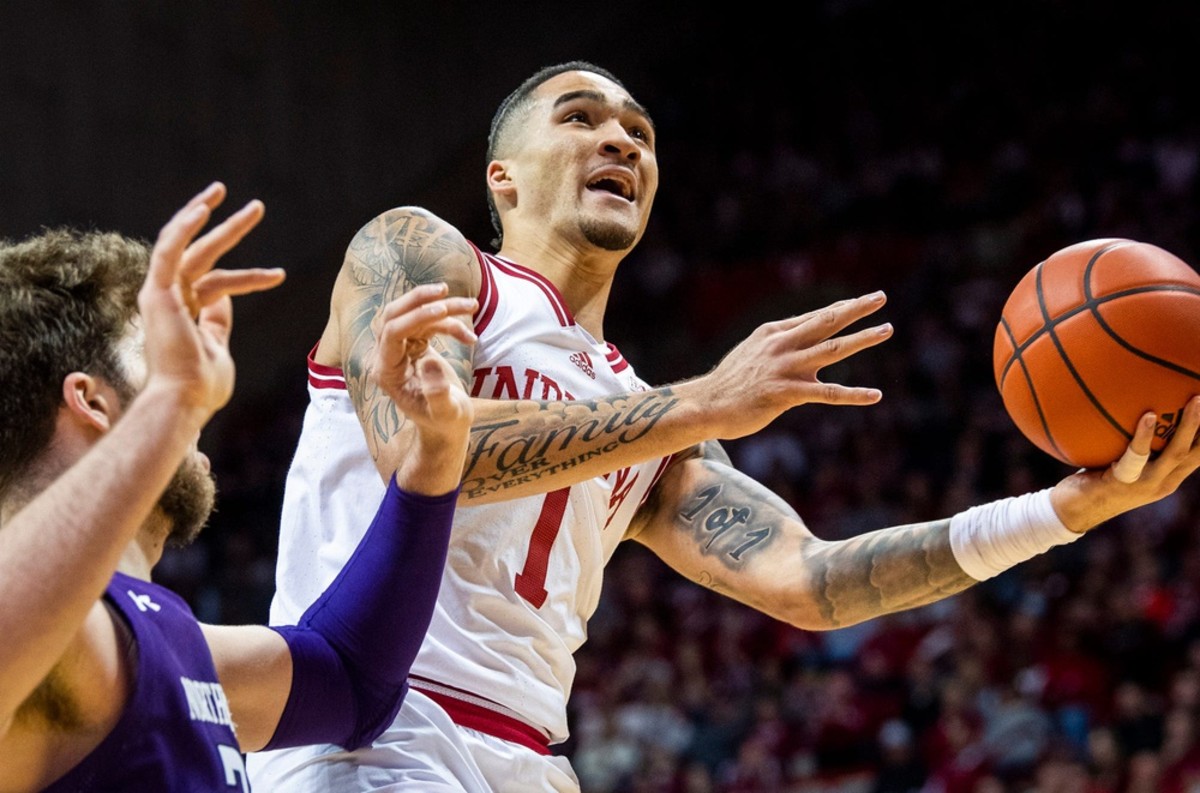 Indiana's Jalen Hood-Schifino (1) scores during the first half ot the Indiana versus Northwestern men's basketball game at Simon Skjodt Assembly Hall on Sunday, Jan. 8, 2023.